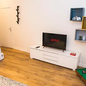 Appartement Le Huppé, Hypercentre, Proche Bastille, Wifi Illimité&netflix, Grenoble