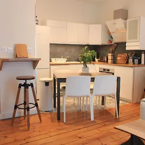 Appartement Hotegam Agency, 70 Rue Thiers Championnet, Close Sncf, New & Design, 2 Bedrooms, 1 Office, Grenoble